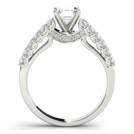 Royale Emerald Cut Lab-Grown Diamond Ring - Detail View - Vowmira lab-grown diamond jewelry