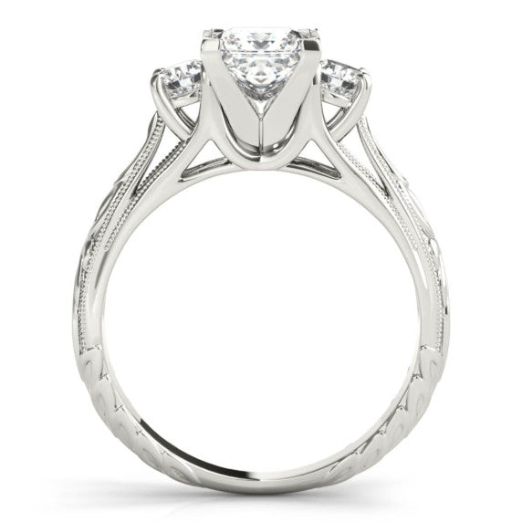 Madrid Princess Cut Lab-Grown Diamond Ring - Detail View - Vowmira lab-grown diamond jewelry