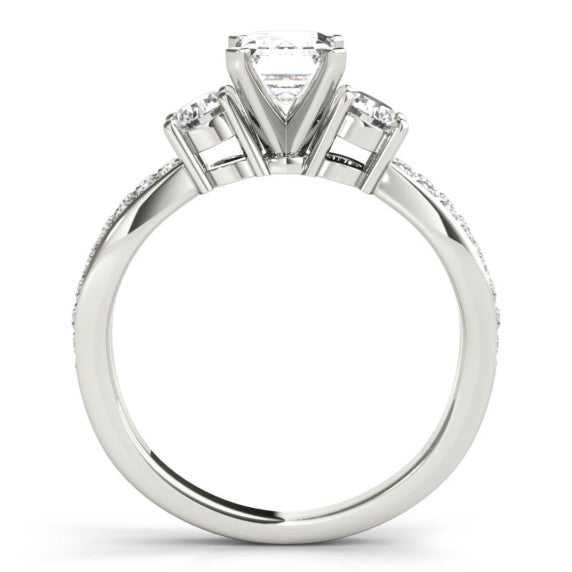 Riga Emerald Cut Lab-Grown Diamond Ring - Detail View - Vowmira lab-grown diamond jewelry