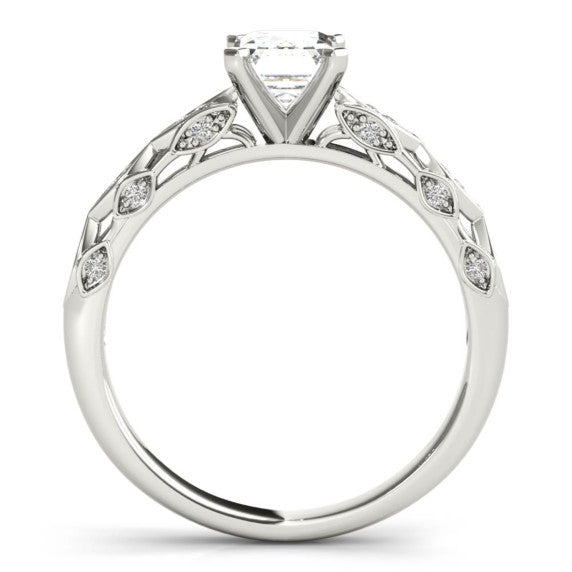Marion Emerald Cut Lab-Grown Diamond Ring - Detail View - Vowmira lab-grown diamond jewelry