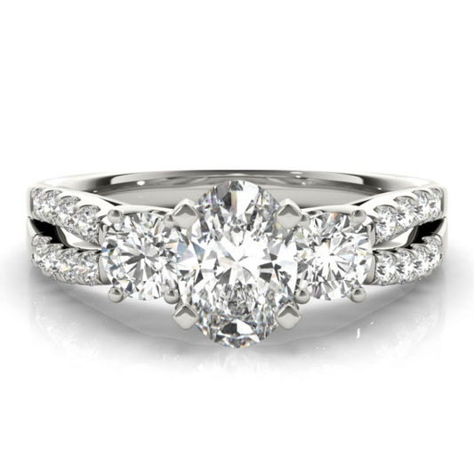 Cleopatra Oval Lab-Grown Diamond Ring - Main View - Vowmira lab-grown diamond jewelry