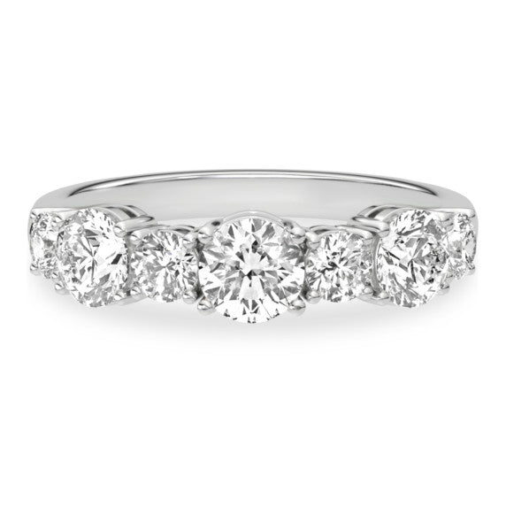 Victoria Lab-Grown Diamond Band - Main View - Vowmira lab-grown diamond jewelry