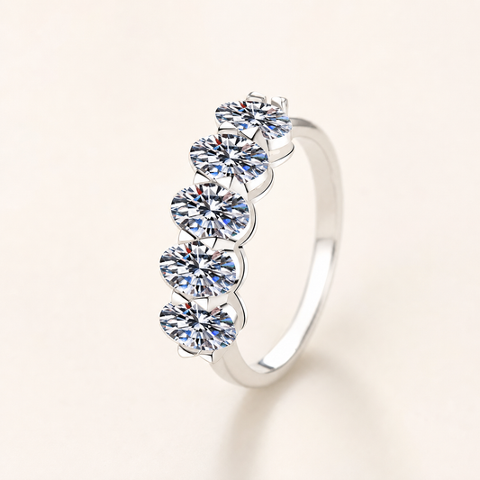 Vowmira classic five-stone lab-grown diamond band