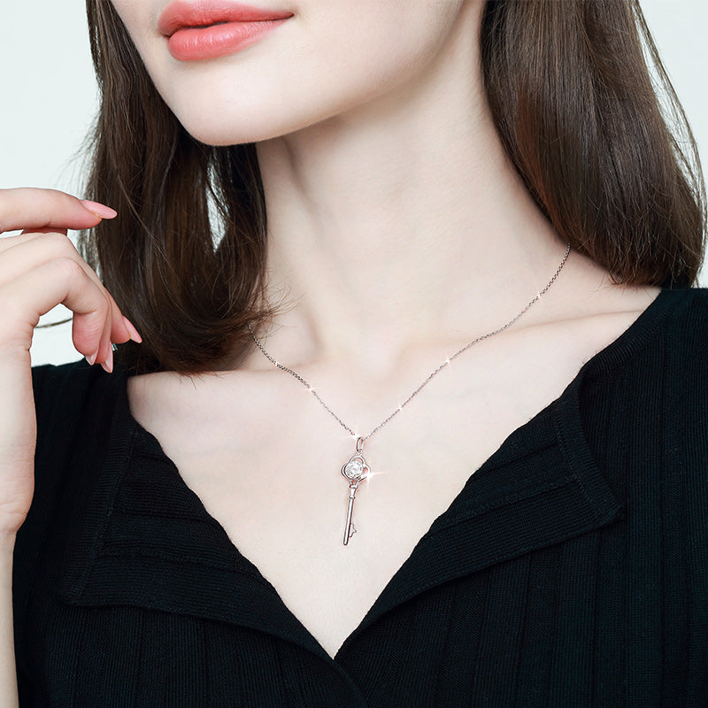 The Key Lab-Grown Diamond Pendant Necklace - Detail View - Vowmira lab-grown diamond jewelry